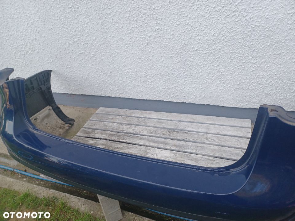 ZDERZAK TYŁ PASSAT B6 KOMBI LA5E - 2