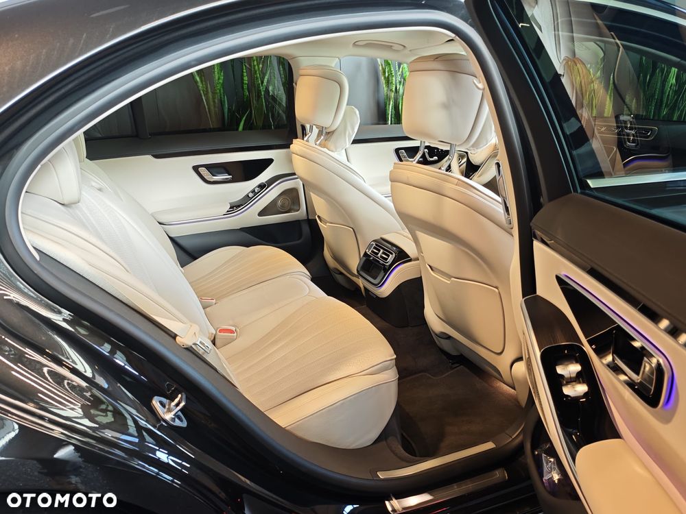Mercedes-Benz Klasa S 400 d 4-Matic 9G-TRONIC - 17