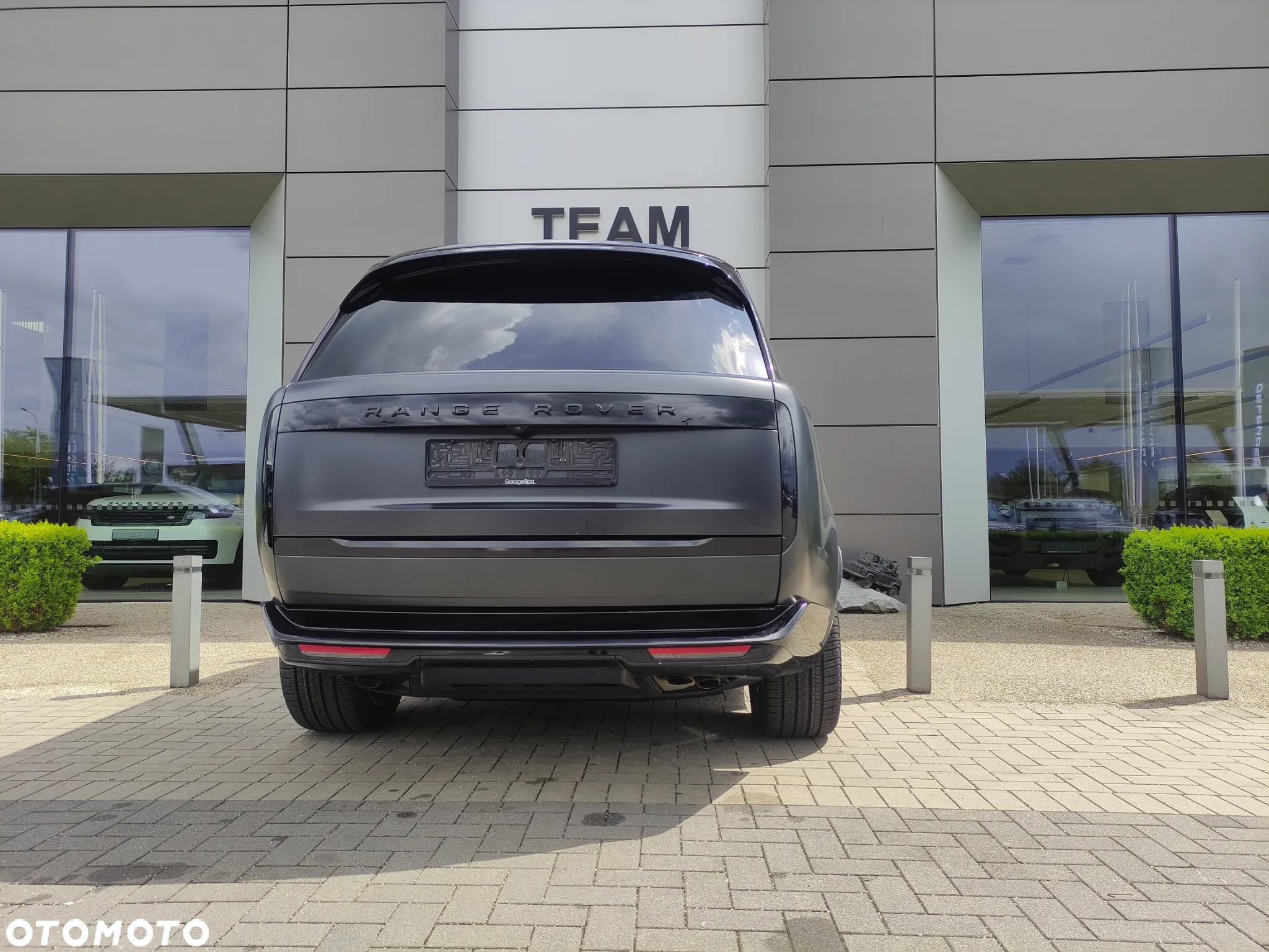 Land Rover Range Rover 4.4 V8 P535 Autobiography - 12