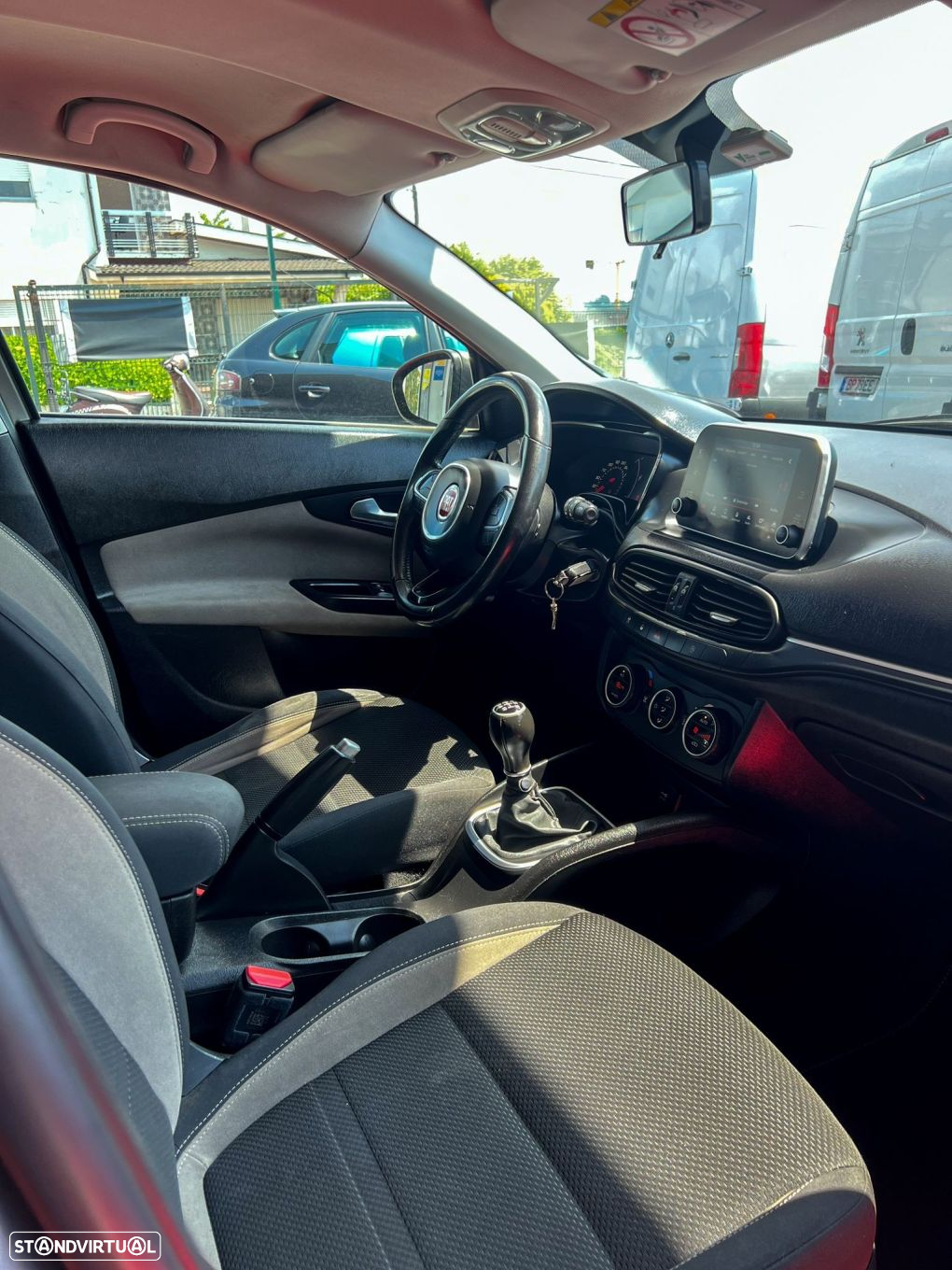 Fiat Tipo 1.3 M-Jet Easy J17 - 9