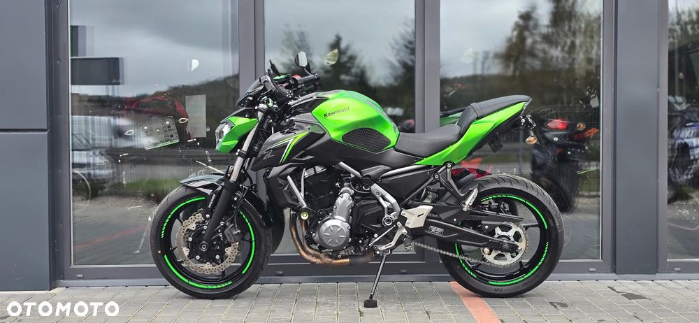 Kawasaki Z 650 - 23
