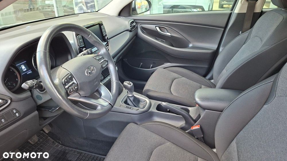 Hyundai i30 1.5 DPI Smart - 8