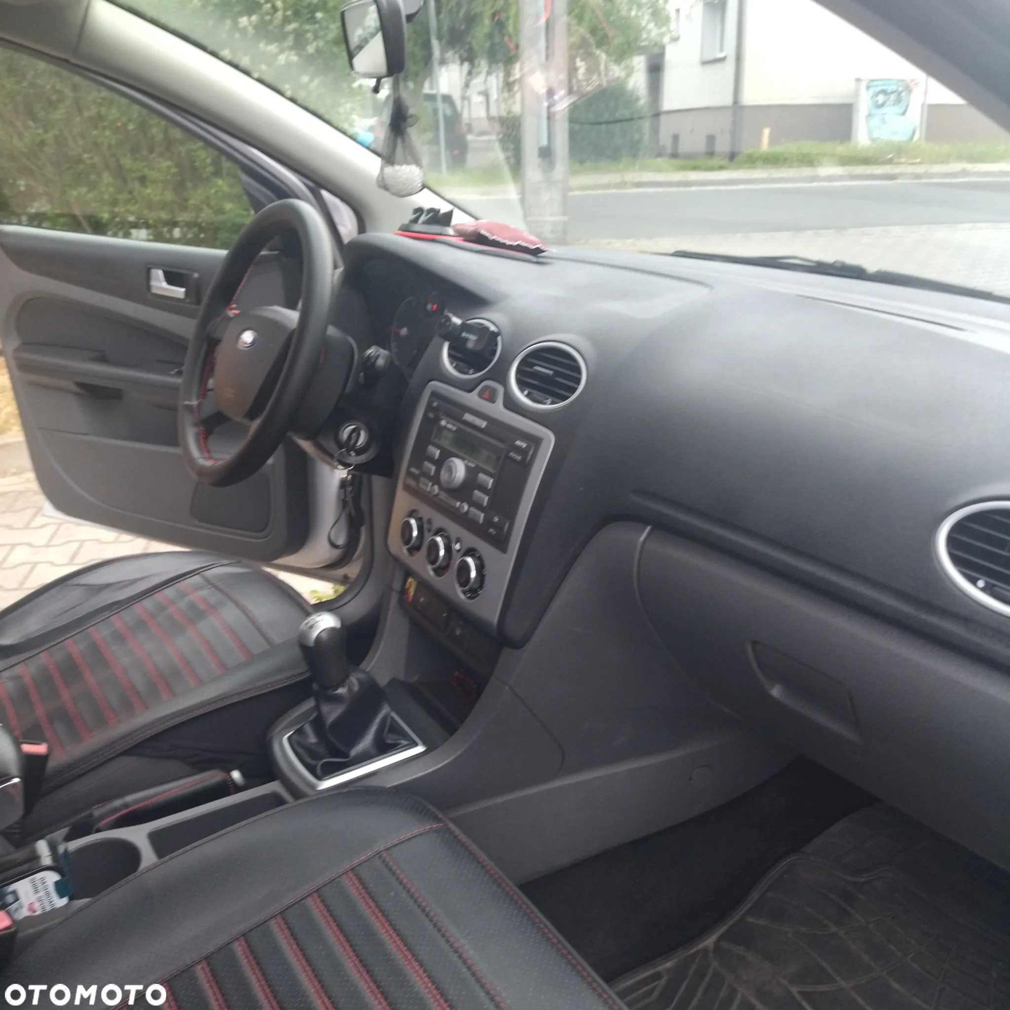 Ford Focus 1.8 TDCi Ambiente - 7