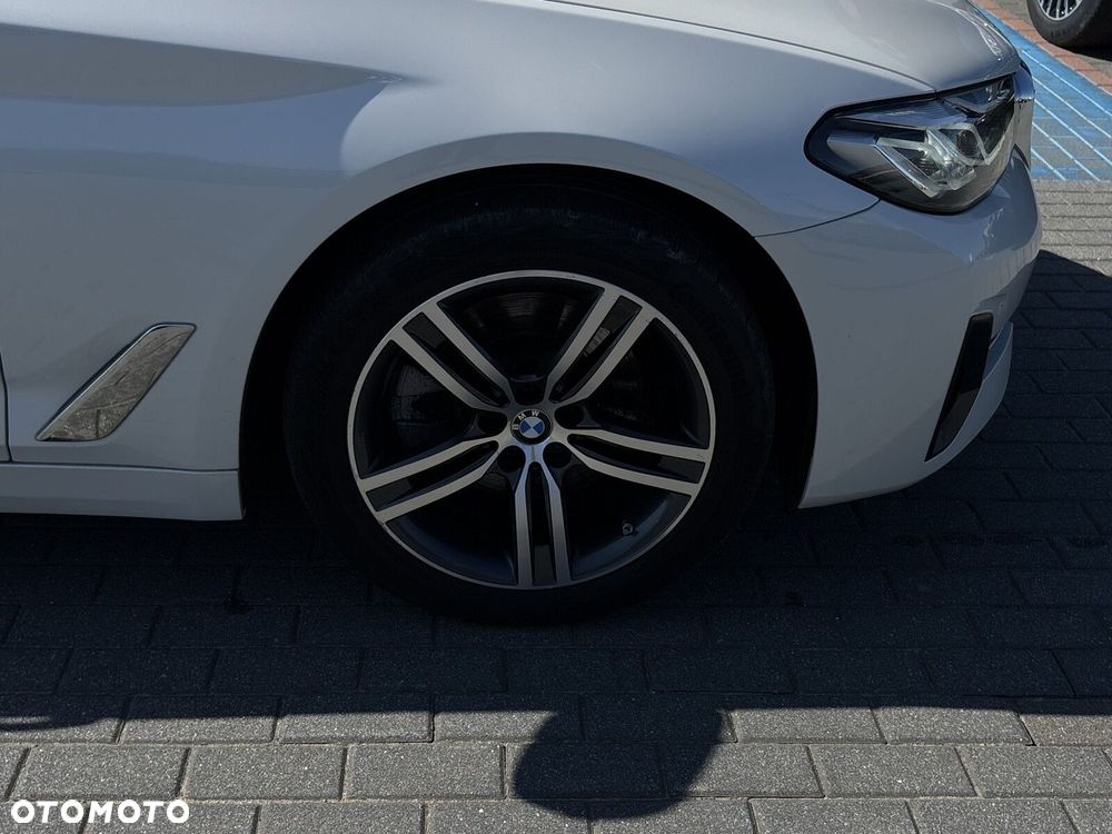 BMW Seria 5 - 33