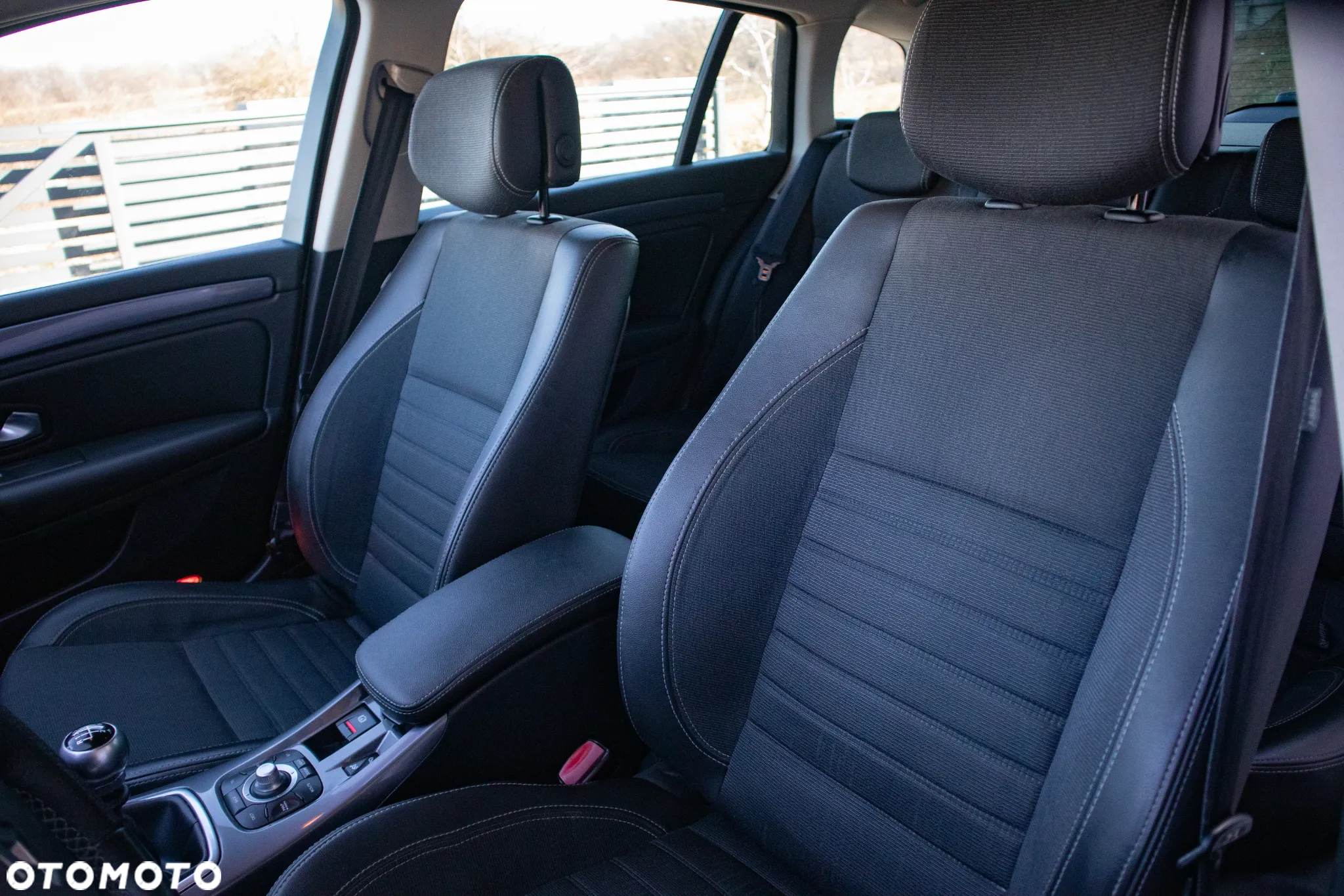Renault Laguna Grandtour dCi 180 FAP GT - 9