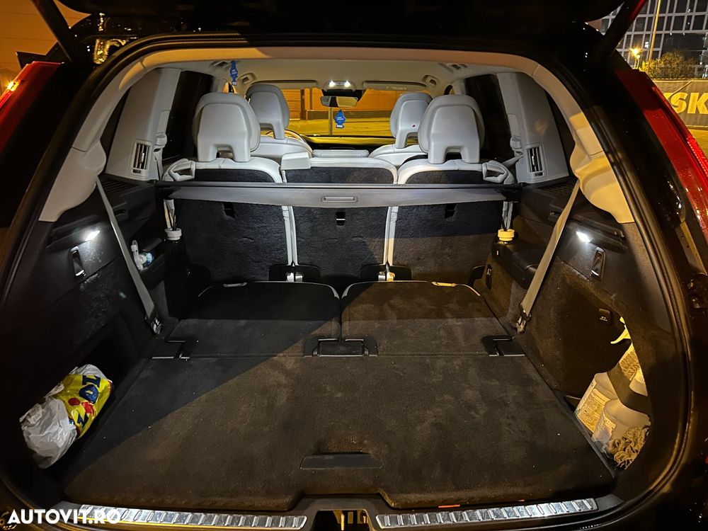 Volvo XC 90 D5 AWD Geartronic Inscription - 12