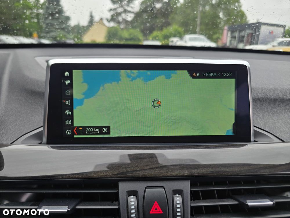 BMW X1 xDrive25i GPF xLine sport - 10