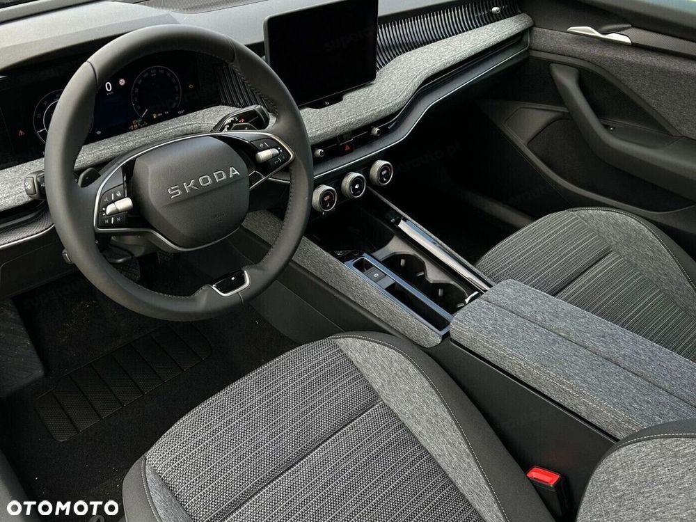 Skoda Superb 2.0 TDI SCR 4x4 Drive DSG - 5