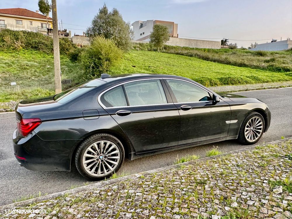 BMW 740 d - 22