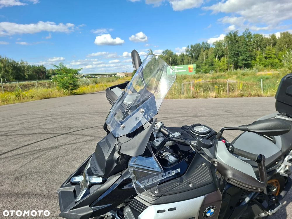 BMW R - 9