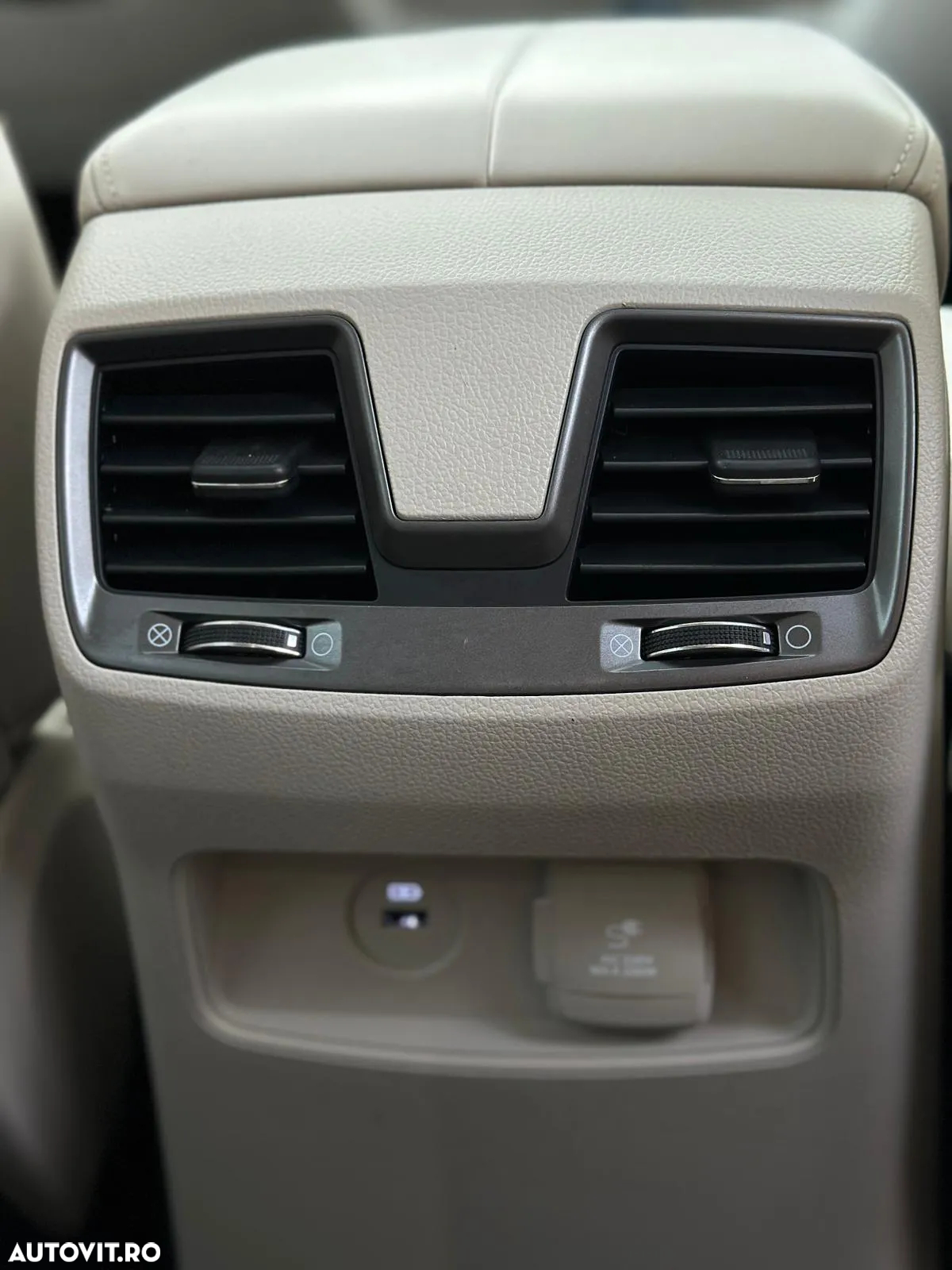 SsangYong REXTON 2.2 e-XDi 220 4WD Aut. Sapphire - 29