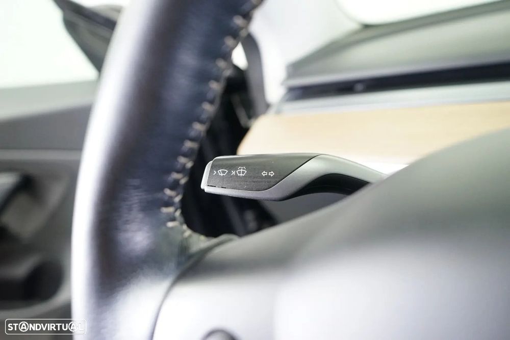 Tesla Model 3 Standard Range Plus RWD - 21