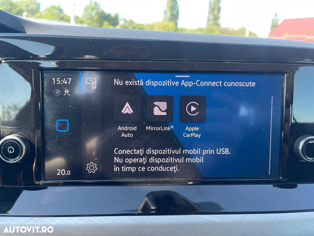 Volkswagen Golf 1.0 TSI Life - 12