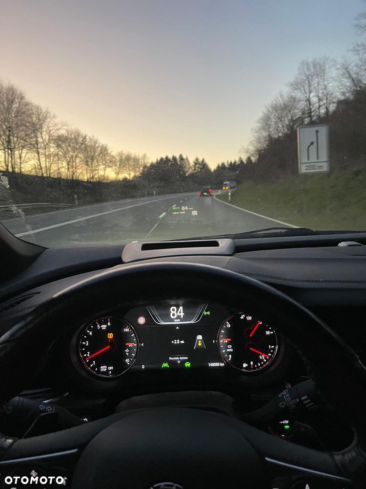 Opel Insignia 2.0 BiTurbo 4x4 Innovation - 4