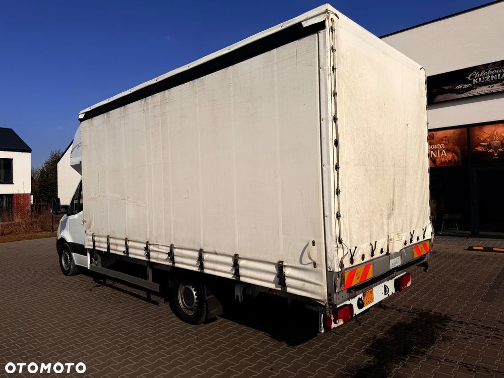Mercedes-Benz 519 Sprinter - 14