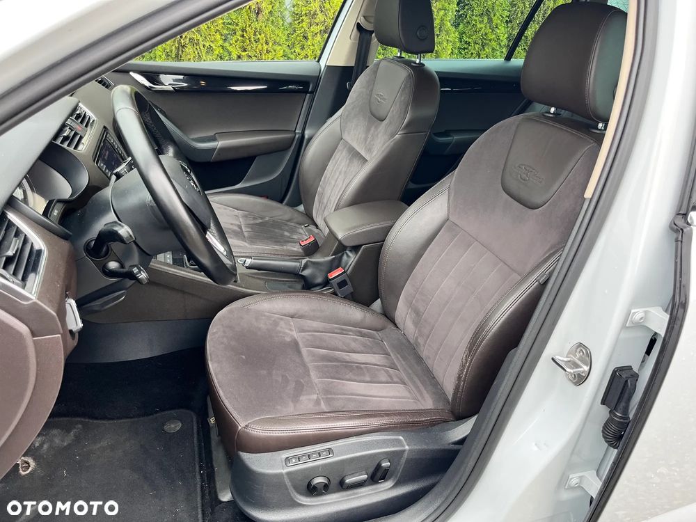 Skoda Octavia 2.0 TDI L&K DSG - 11