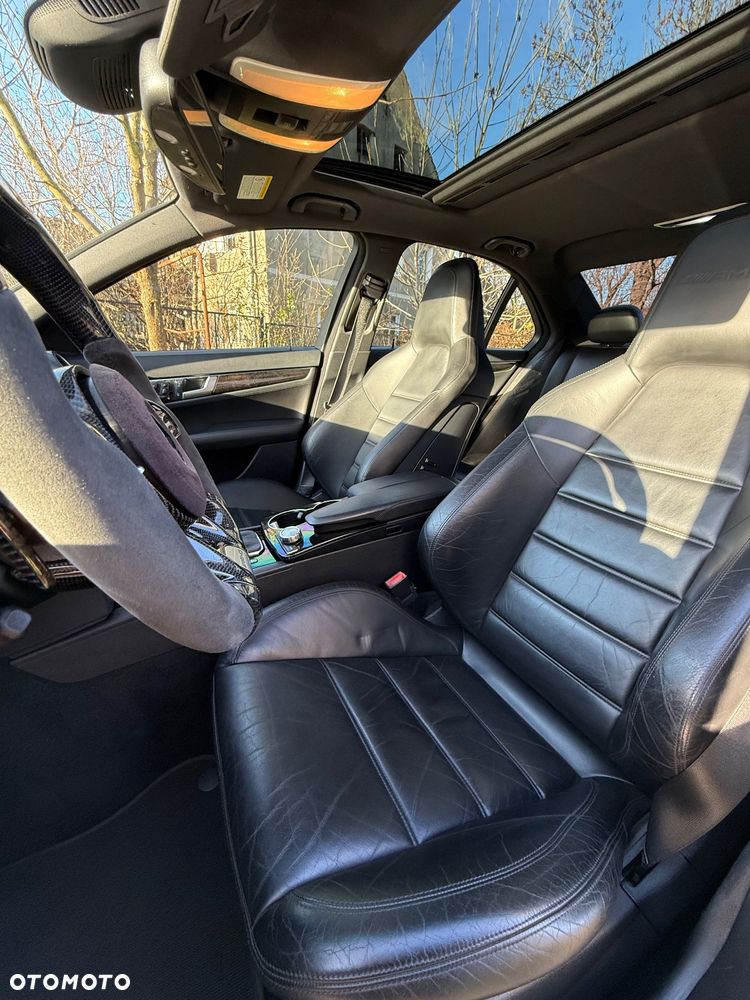 Mercedes-Benz Klasa C 63 AMG 7G-TRONIC SPORT EDITION - 27