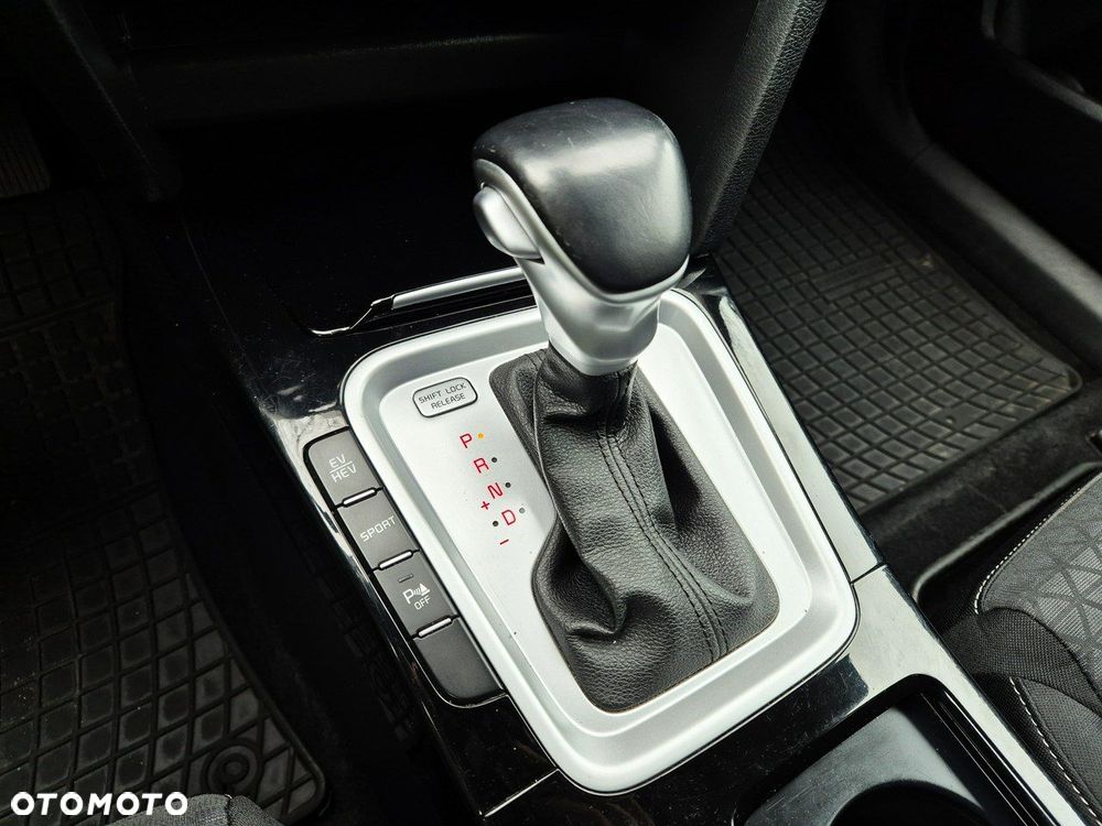 Kia Ceed 1.6 GDI PHEV L DCT - 28