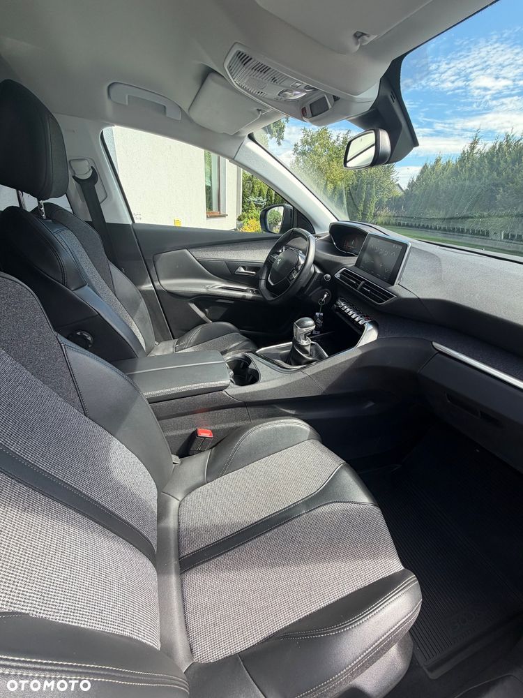 Peugeot 3008 - 9