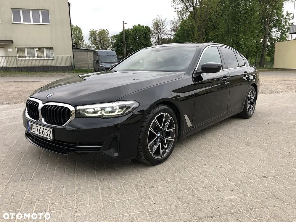 BMW Seria 5 518d mHEV Luxury Line sport - 9
