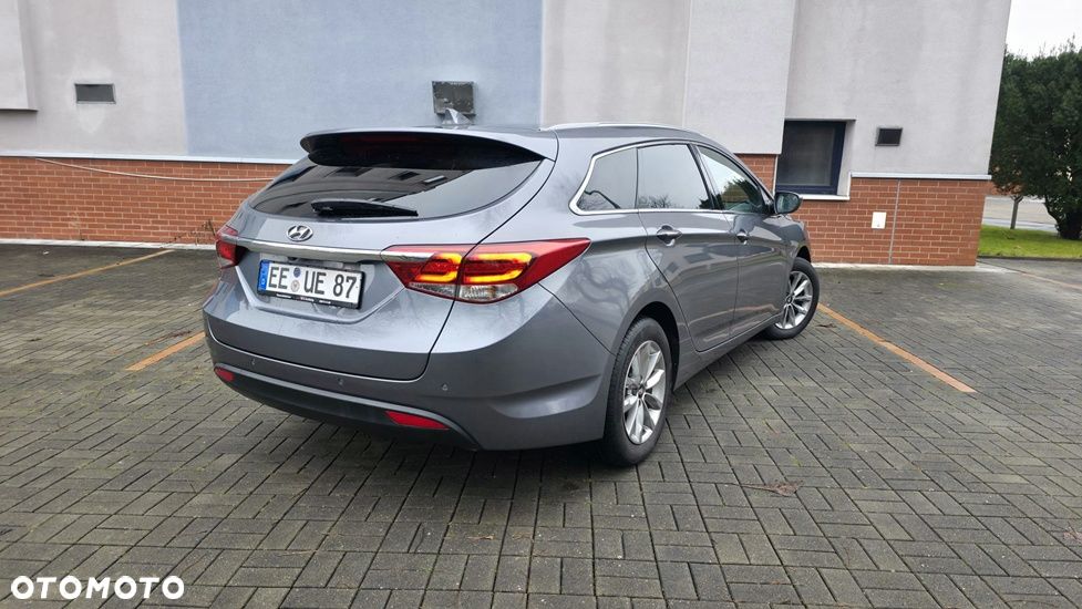Hyundai i40 Kombi blue 1.7 CRDi Premium - 3