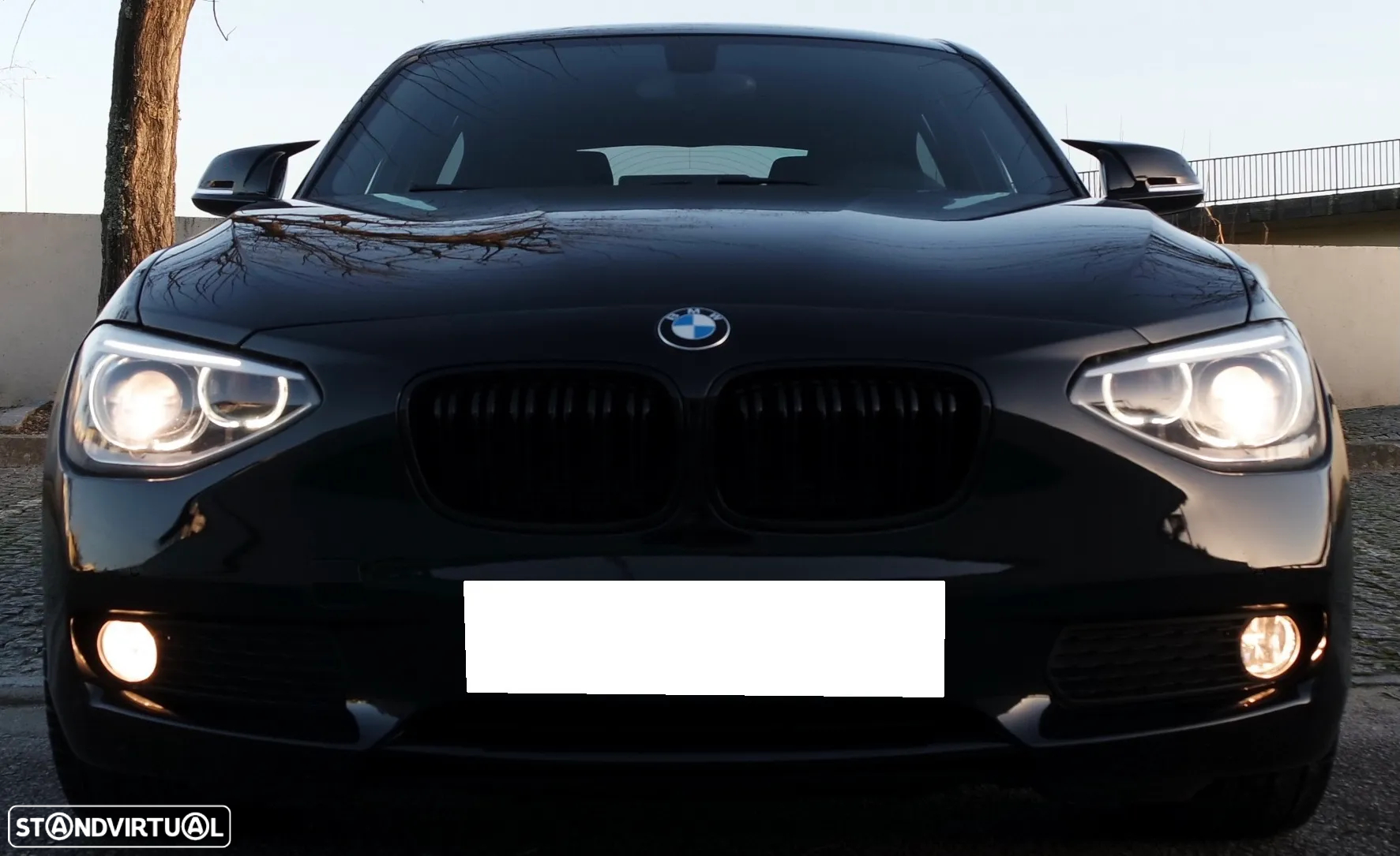 BMW 118 d Pack M - 19