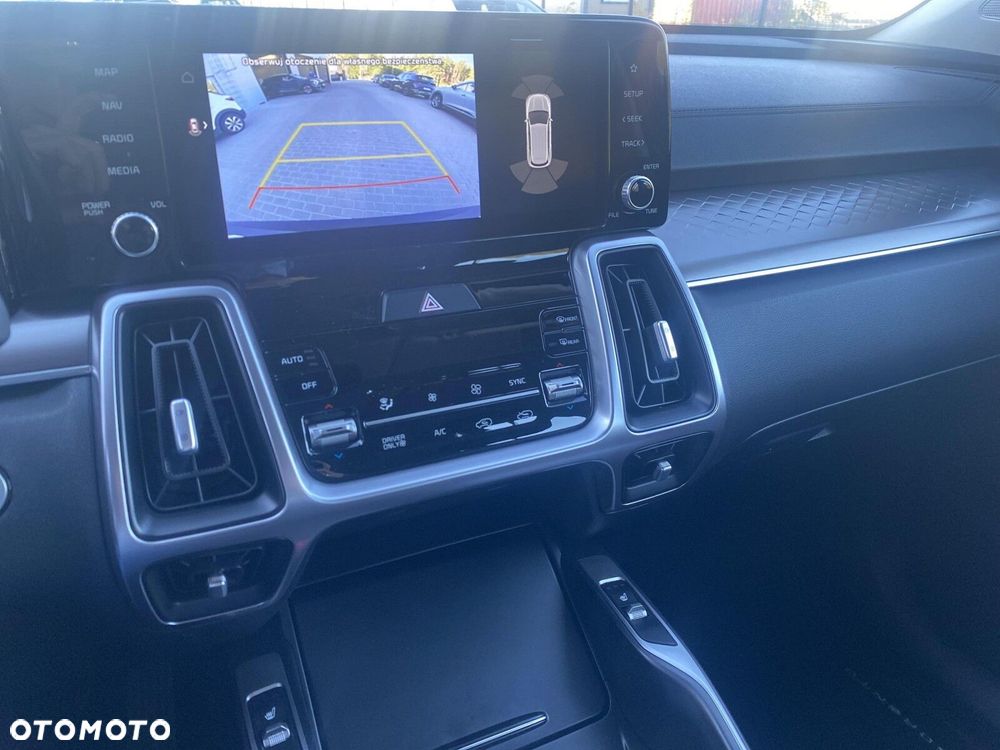 Kia Sorento - 25