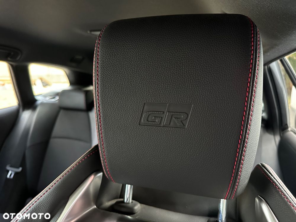 Toyota Corolla 2.0 Hybrid GR Sport Dynamic - 34
