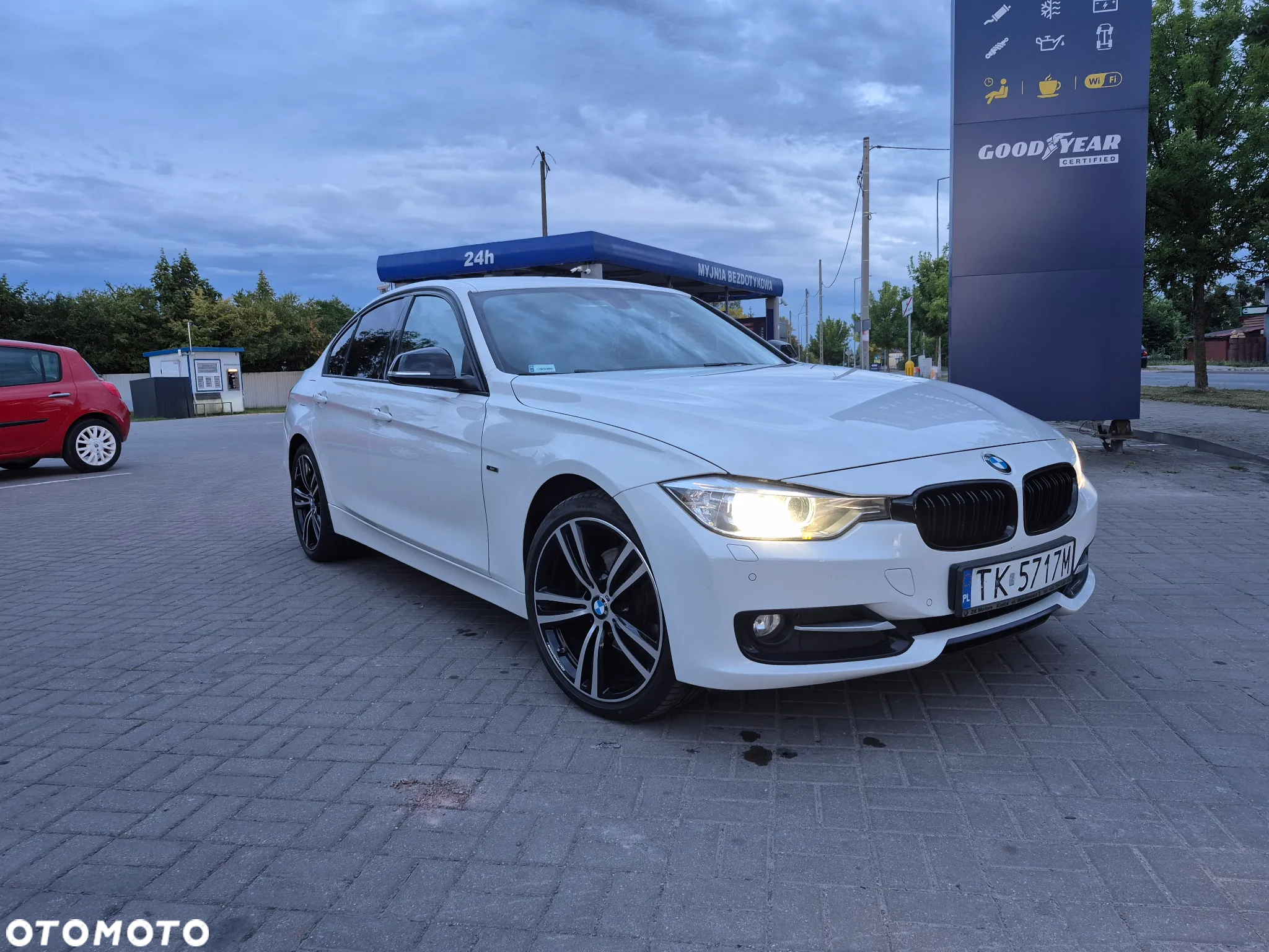 BMW Seria 3 - 14