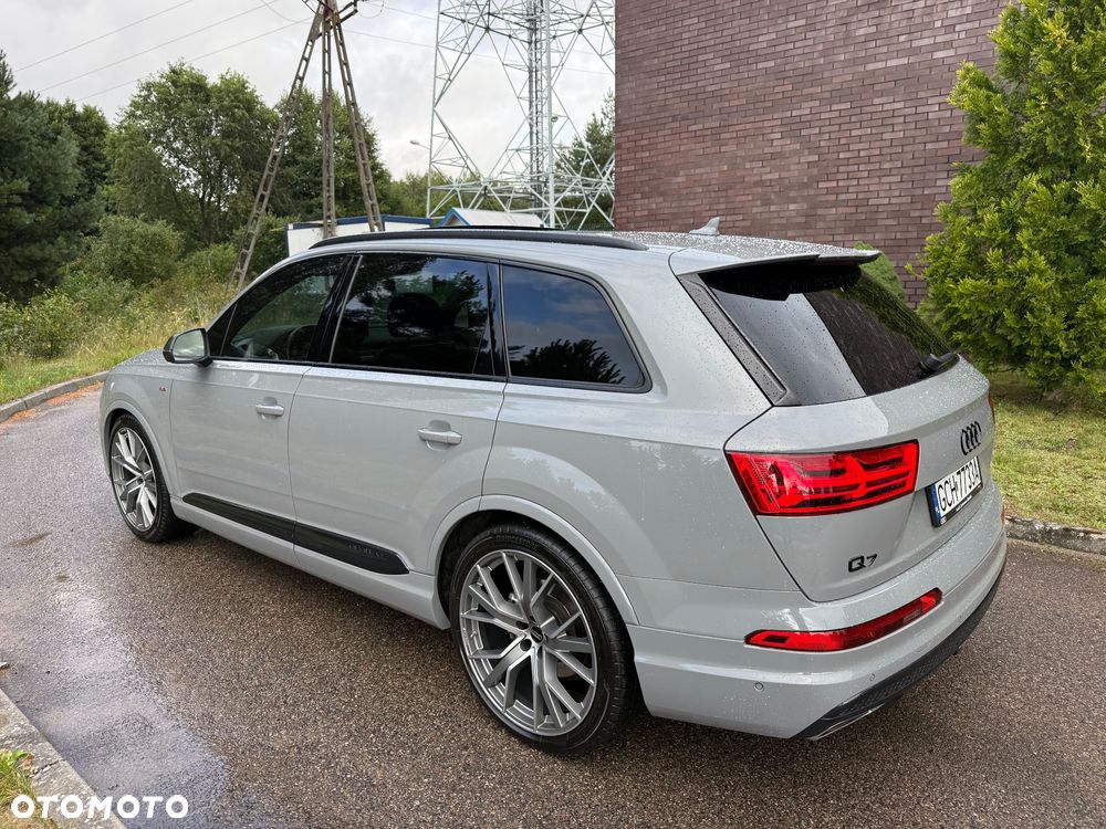 Audi Q7 - 2