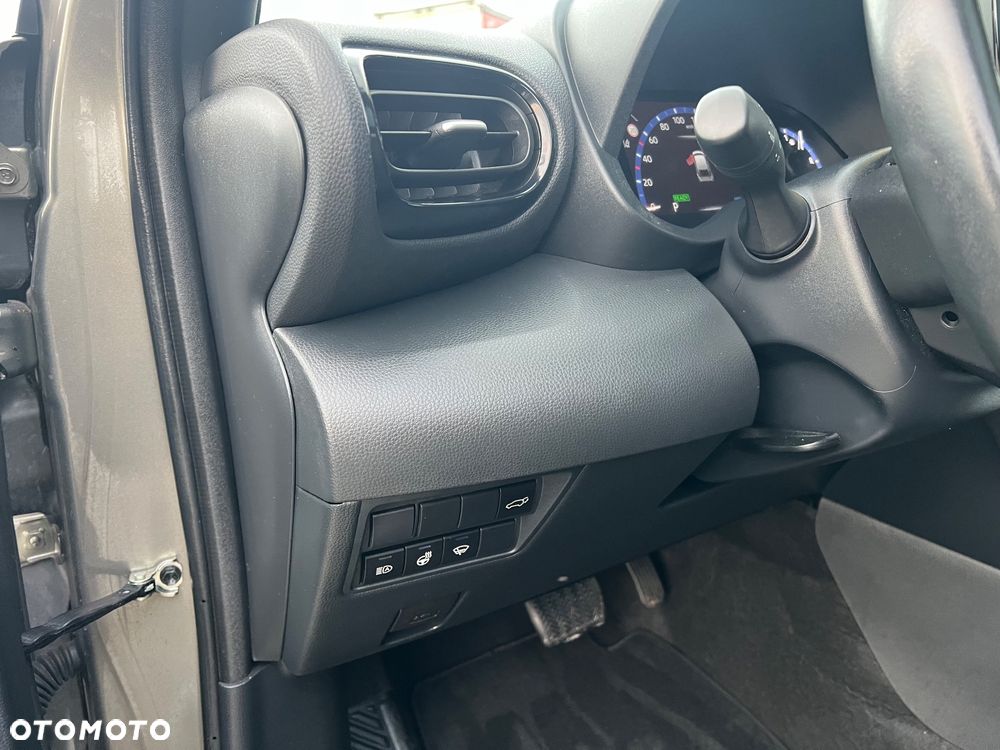 Toyota Yaris Cross 1.5 VVT-i AWD-i Premiere Edition - 10