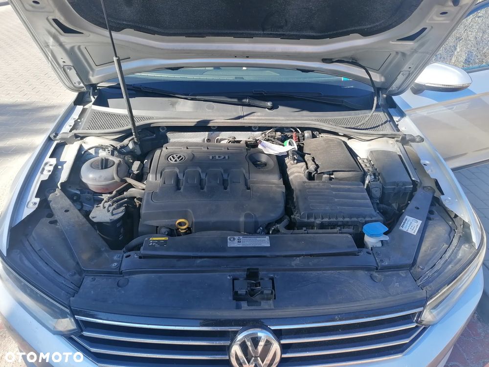 Volkswagen Passat 2.0 TDI BMT Highline - 8