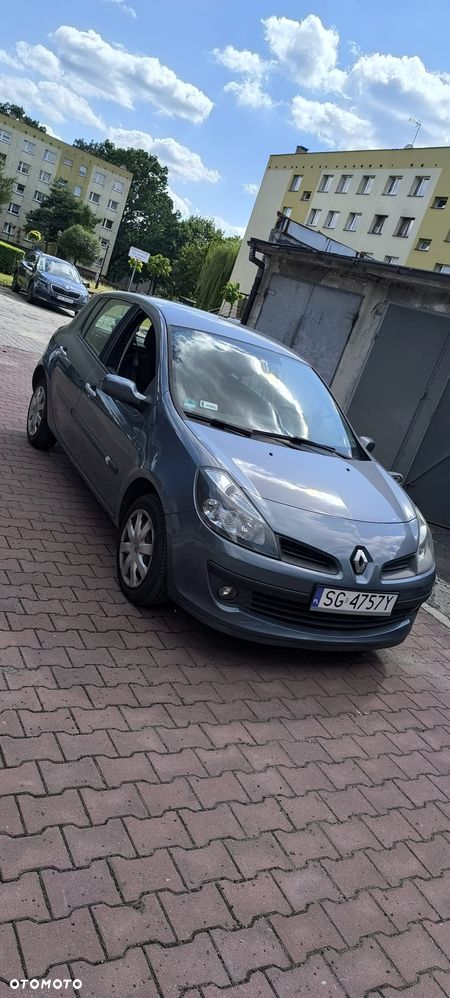 Renault Clio - 3