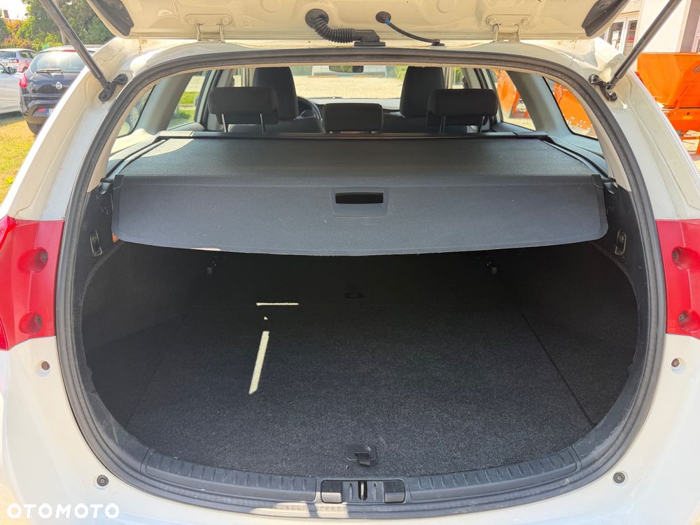 Toyota Auris - 29