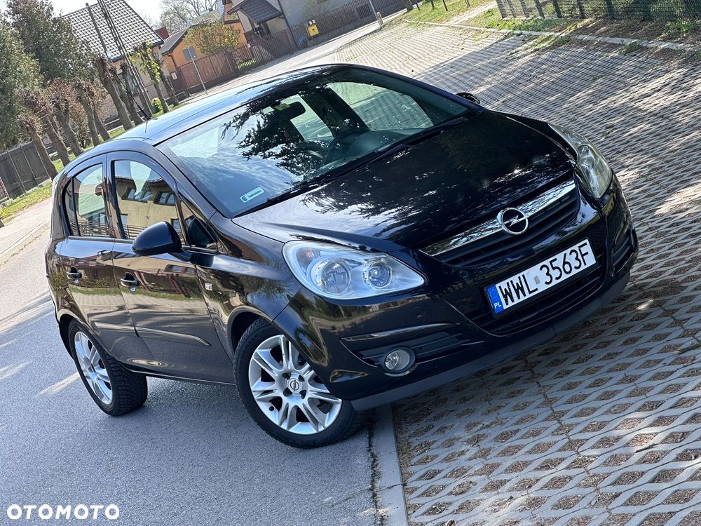 Opel Corsa 1.2 16V Essentia - 3