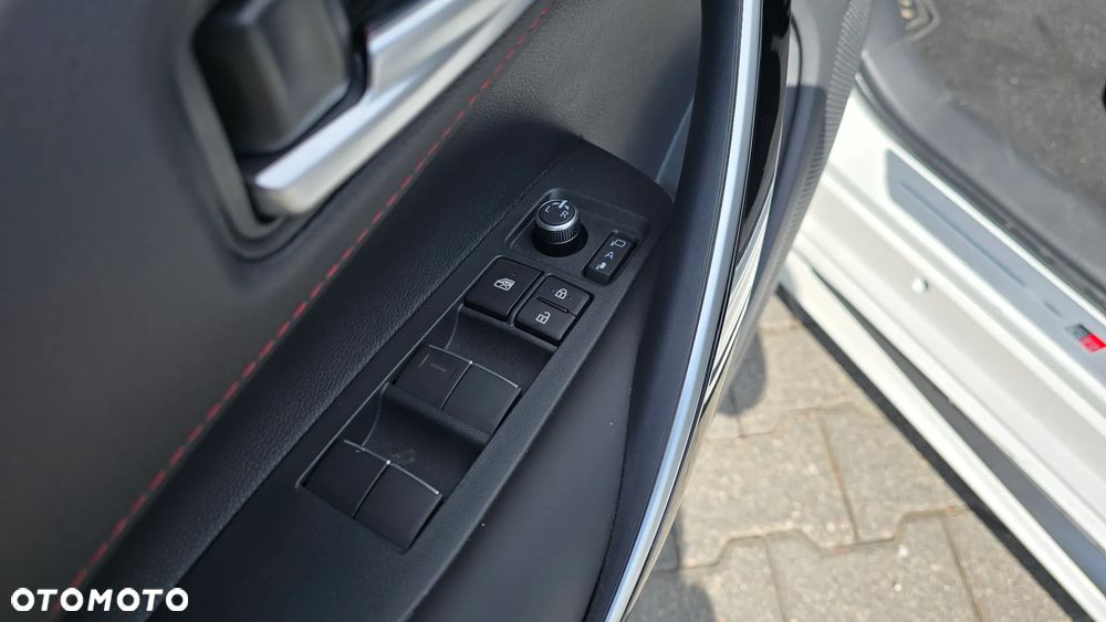 Toyota Corolla 2.0 Hybrid GR Sport - 12