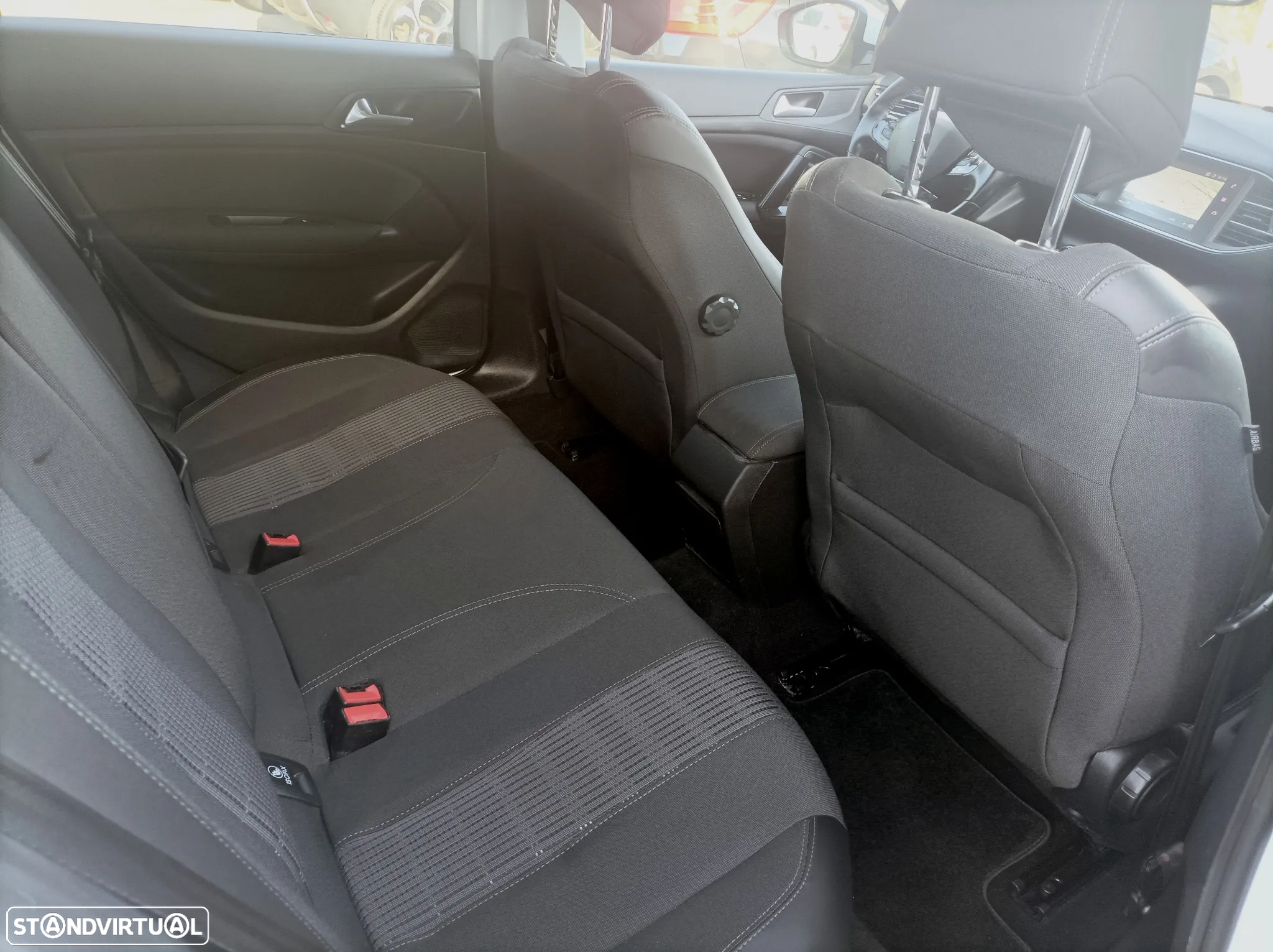 Peugeot 308 1.2 PureTech Style - 11