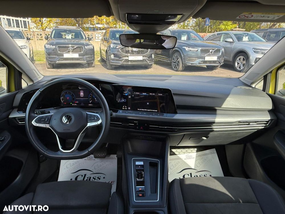 Volkswagen Golf - 6