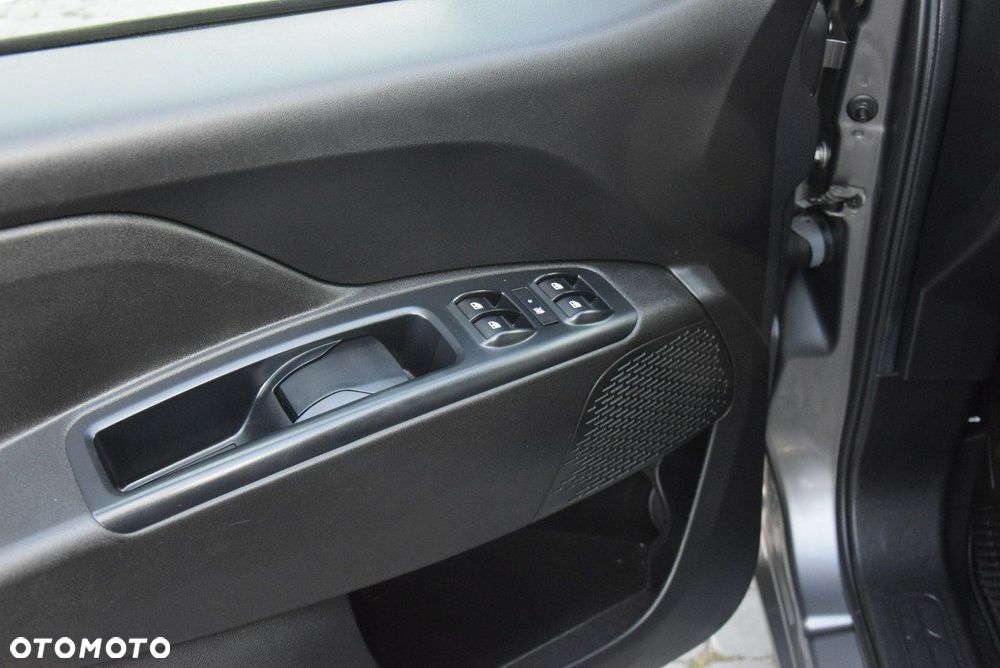 Fiat Doblo 1.4 T-Jet 16V Lounge - 22