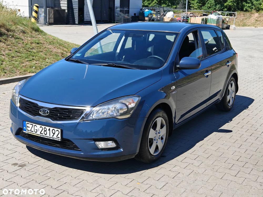 Kia Ceed 1.4 Comfort - 10