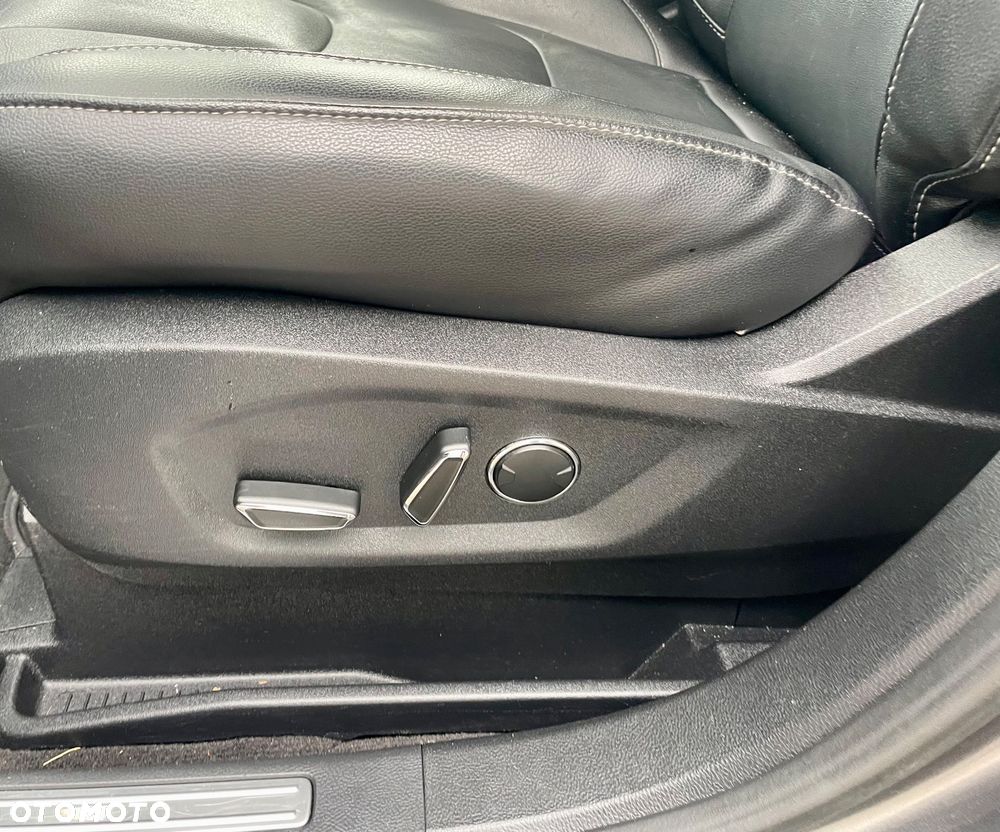 Ford S-Max 2.0 TDCi ST-Line PowerShift - 29