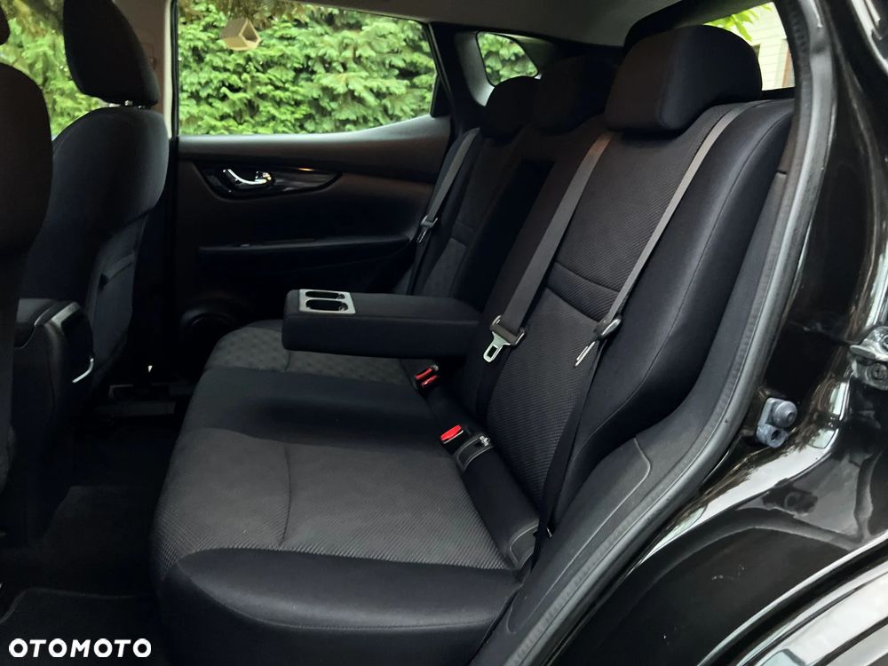 Nissan Qashqai 1.2 DIG-T N-Connecta - 23