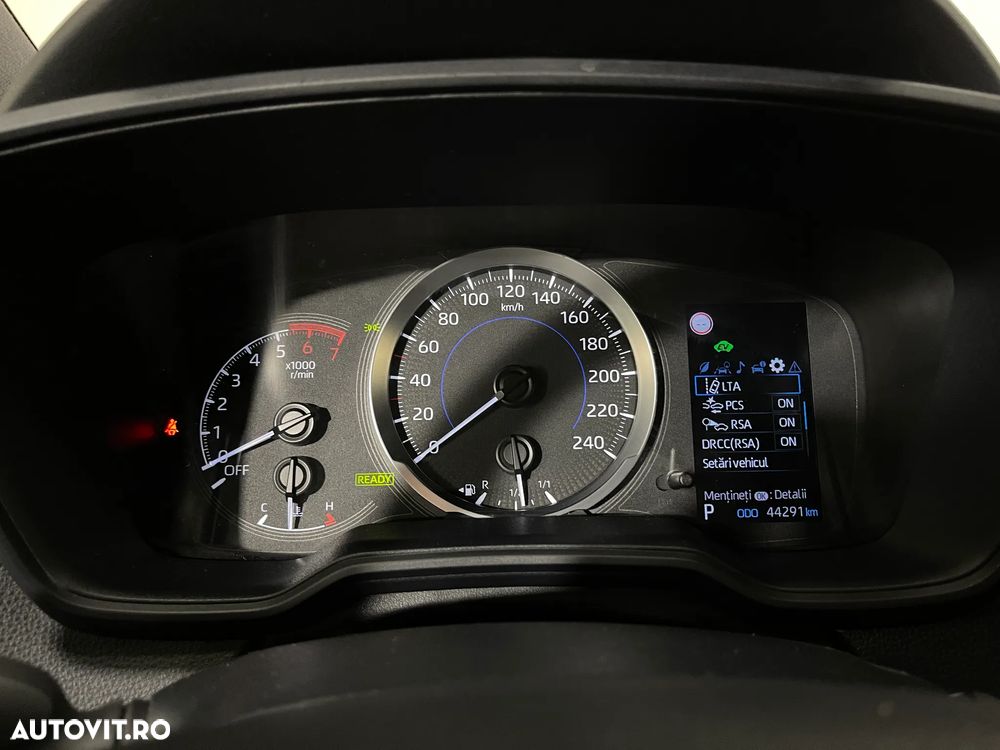 Toyota Corolla 1.8 HSD Eco - 24
