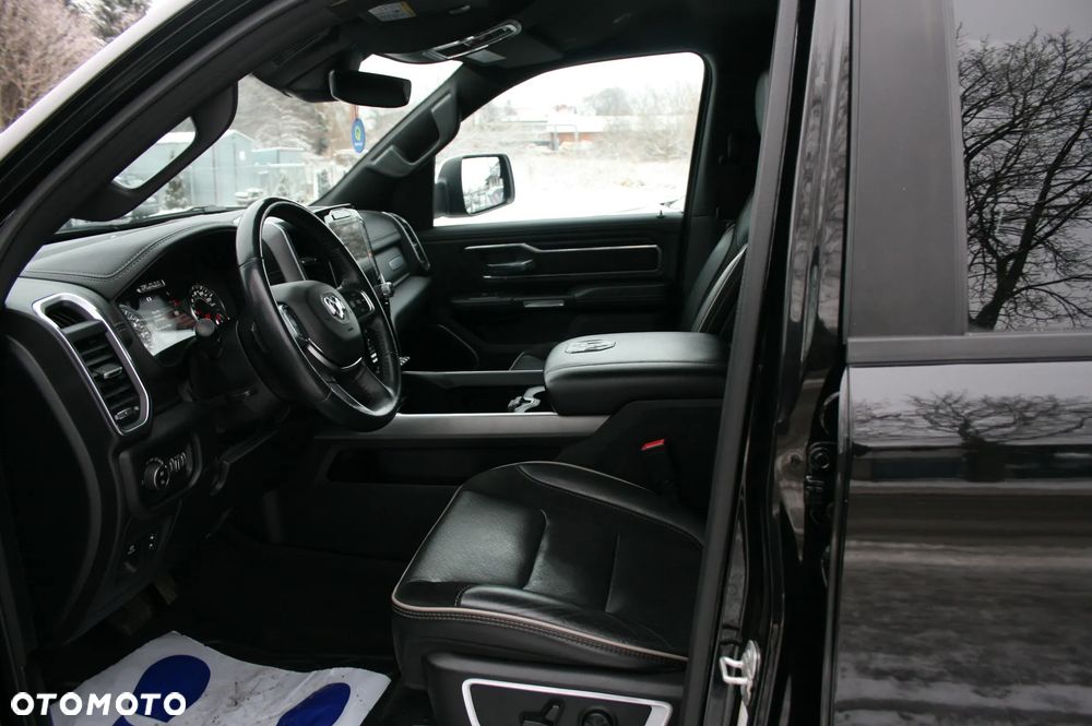 RAM 1500 5.7 Quad Cab Laramie - 21