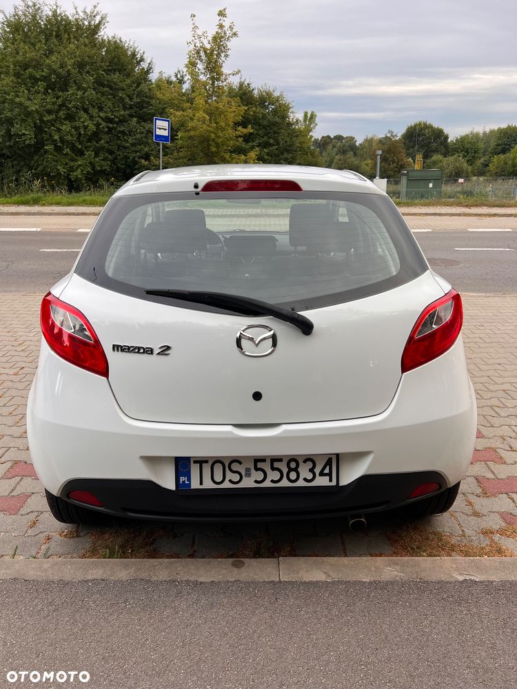 Mazda 2 - 4