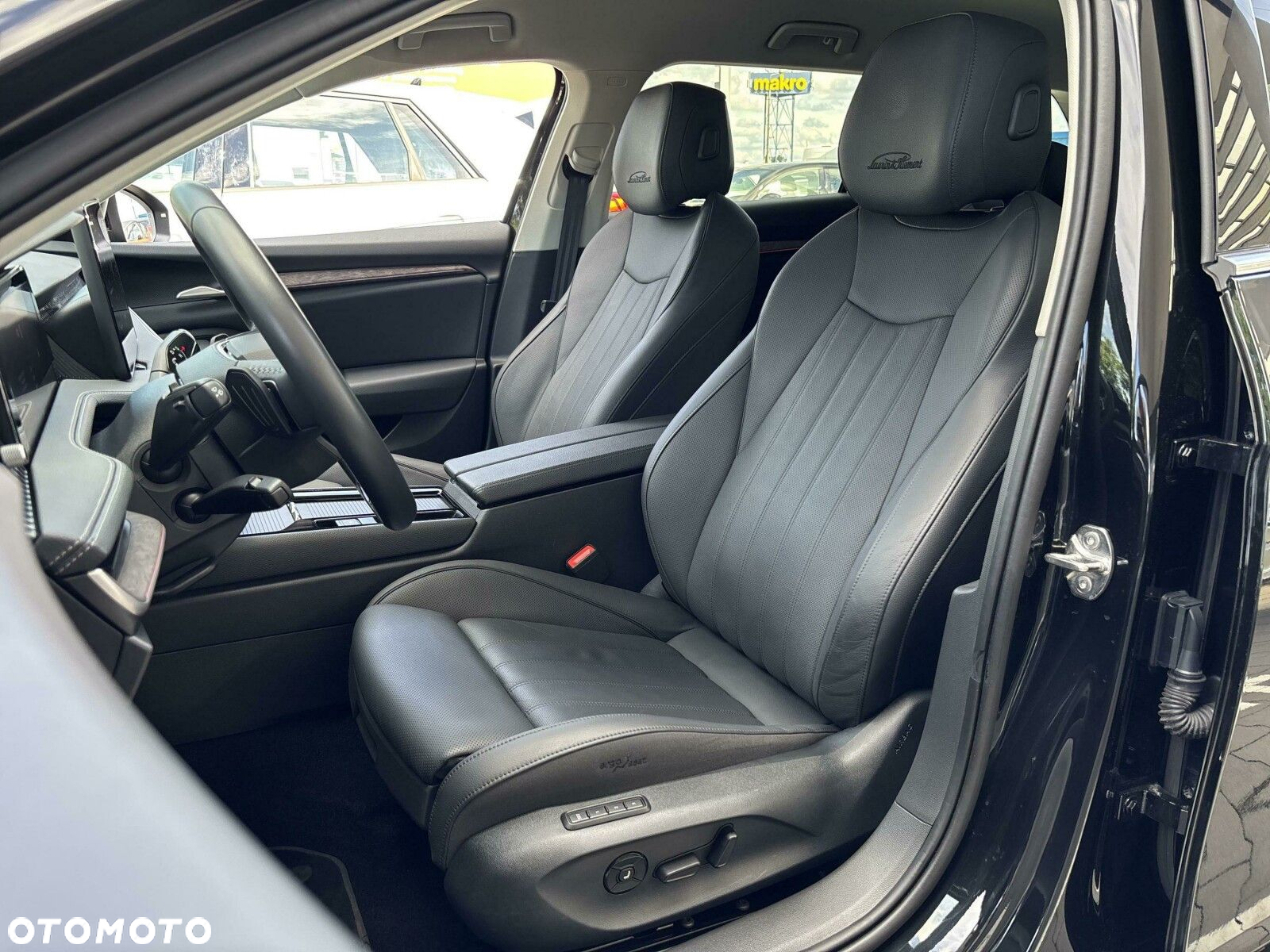 Skoda Superb 2.0 TDI SCR L&K DSG - 12