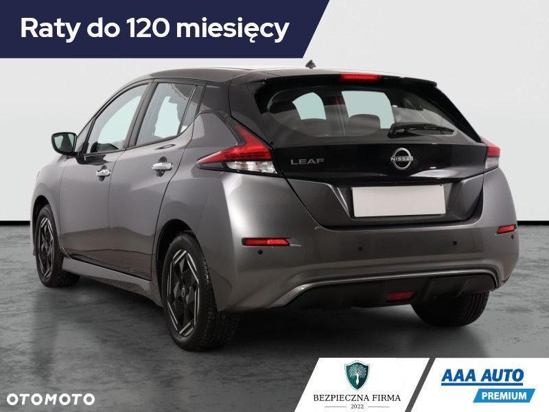 Nissan Leaf - 6