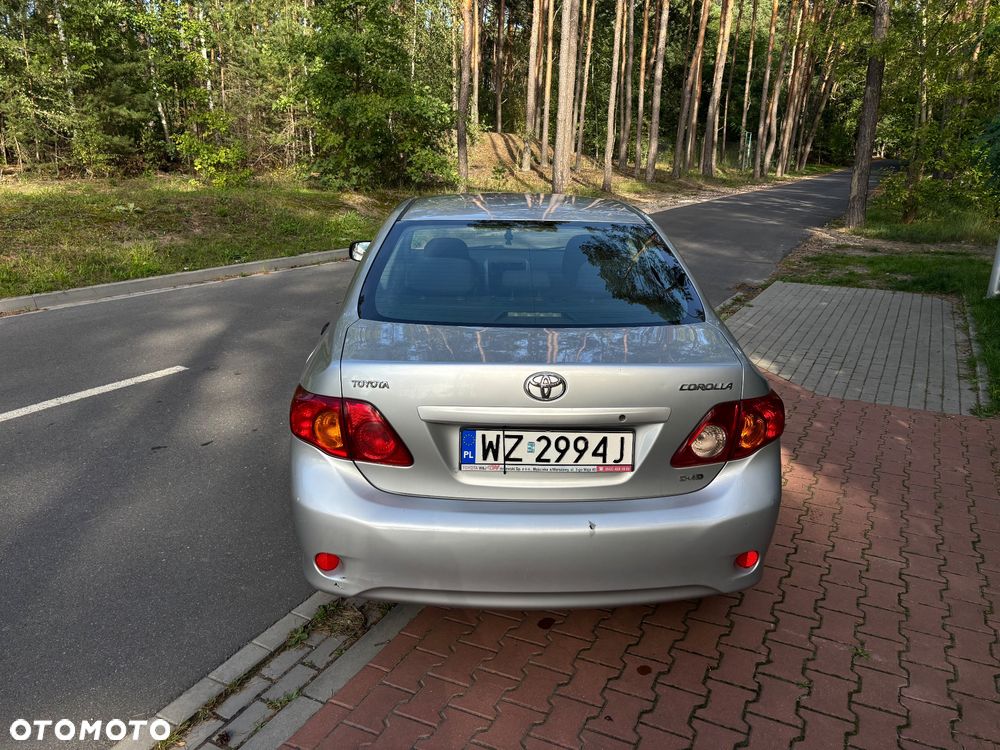 Toyota Corolla 1.4 D-4D Premium - 4