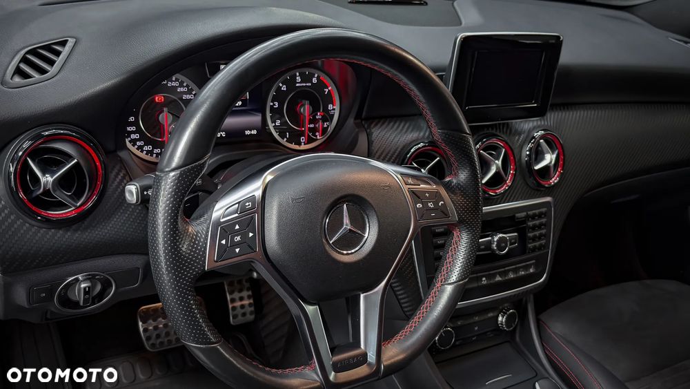 Mercedes-Benz Klasa A 45 AMG 4-Matic - 11