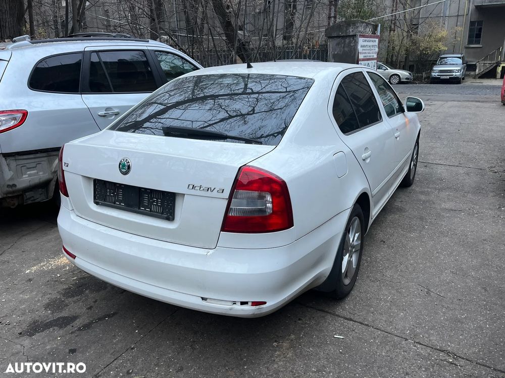 Dezmembrez Skoda Octavia 2 facelift alb 2012 1,8 TSI - 4